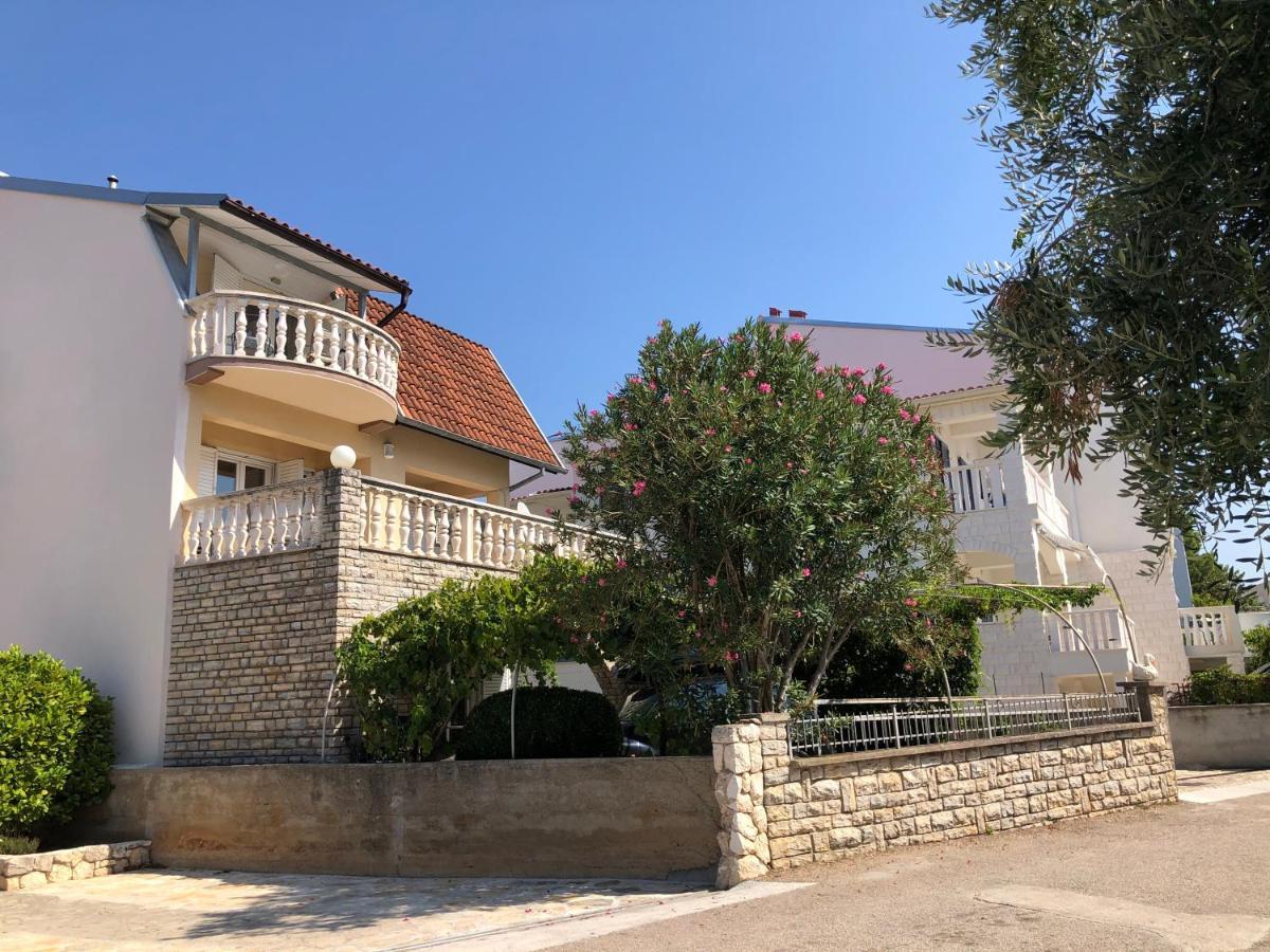 Villa Rada & Eugen Жаборич Экстерьер фото